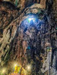 Batu Caves Temple: A Stairway to Spiritual Splendor