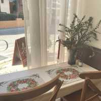 Mistletoe Flour Thyme – Pattaya