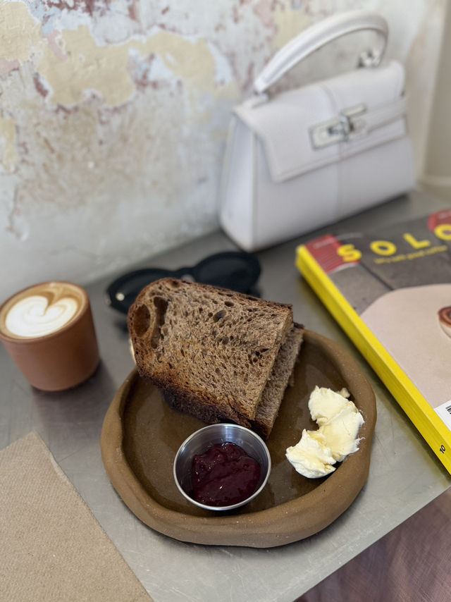 🇮🇹 🧈 ☕️ B U R R O  C A F E • a real gem in Ostuni 💎 