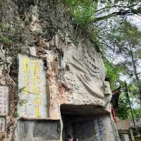 ⛰️✨ Dragon Gate at Western Hills (龙门, Longmen) – Kunming’s Cliffside Wonder!