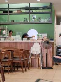 Xin Xiang Yi Wei: Menjalara's Vegetarian Haven