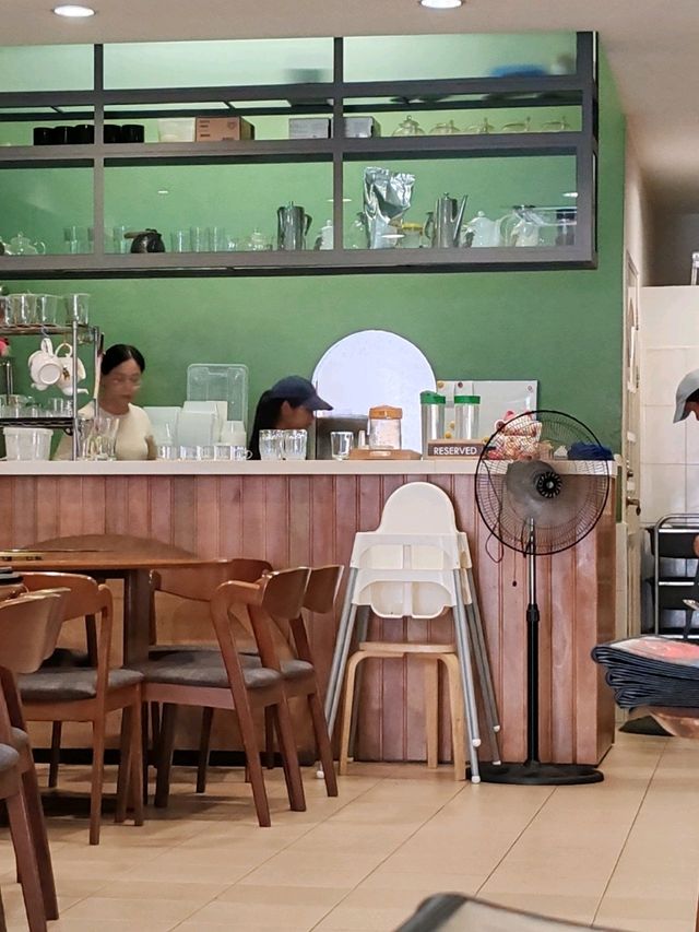 Xin Xiang Yi Wei: Menjalara's Vegetarian Haven