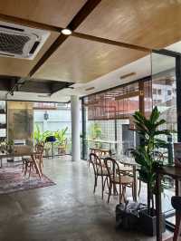YOLO Bangkok, Boutique Comfort with a Side of Soul