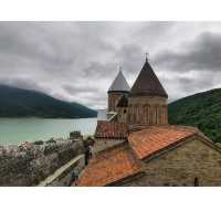 Stone Walls & Lake Views