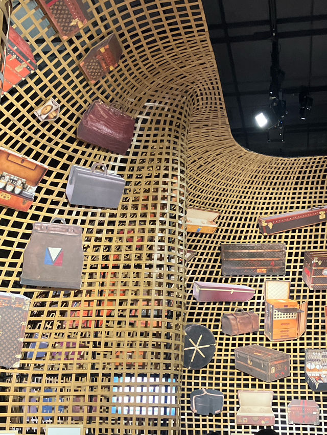 【大阪・中之島美術館】ルイヴィトンの魅力を存分に体感できるビジョナリージャーニー展
