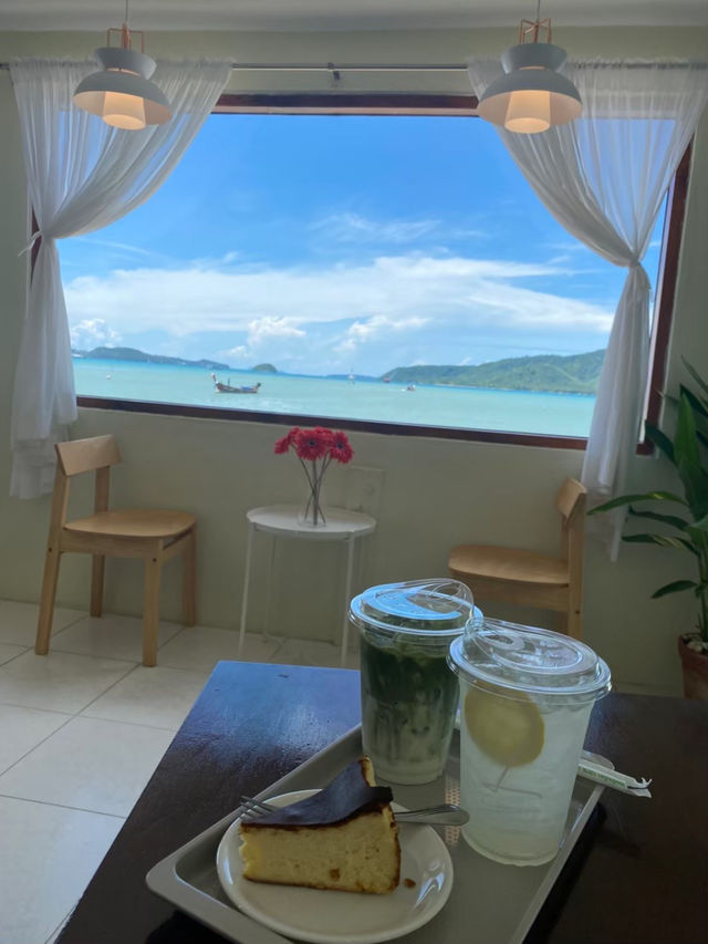 Lay Cafe Phuket 🍵
