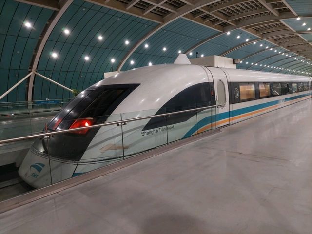 Shanghai Maglev Line 上海磁浮線列車（浦東機場１號２號航站樓←→龍陽路）往返