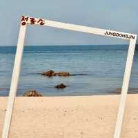 🌅🌊 *Jeongdongjin Summer Diary: Where the Sun Rises First in Korea!* 🚂☀️**  