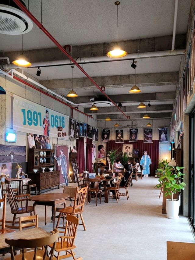 제주도 카페 웃뜨리