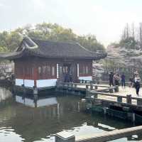 🌅 West Lake (西湖): A Grand Stage of Nature and Culture