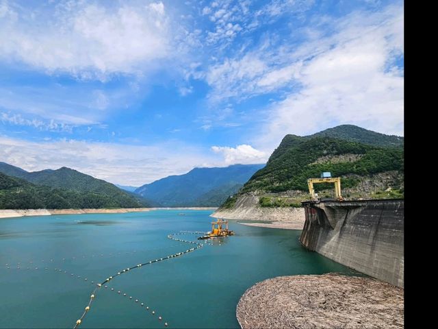 Big Wall, Blue Water, and Mountain Vibes at Enguri Dam