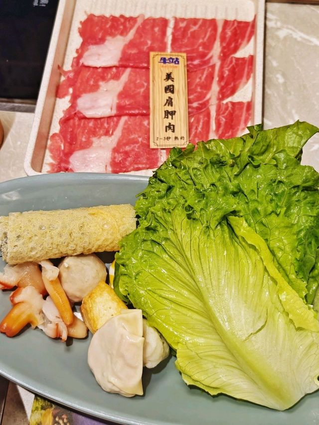 和牛🥩大頭蝦🦐乳鴿🐦任食
