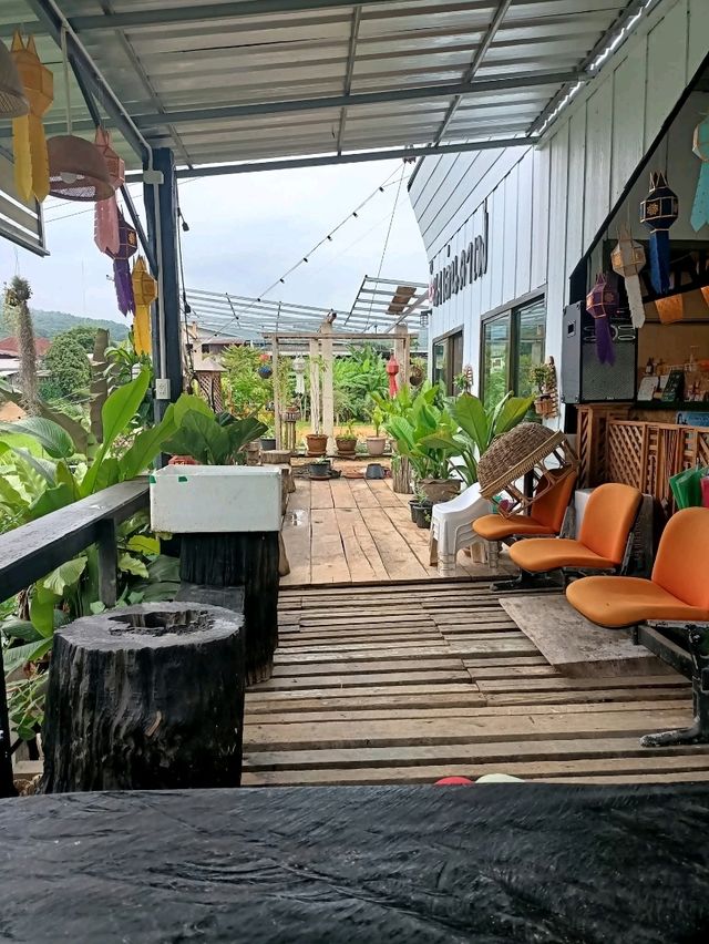 นาเด่นคาเฟ่ จังหวัดน่าน