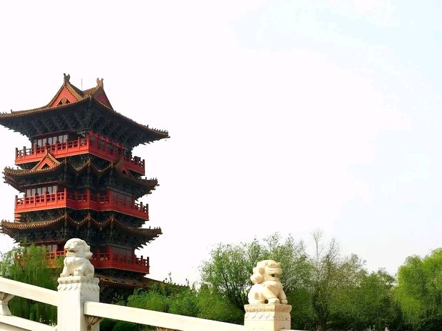 Step into a living painting and experience the charm of ancient China