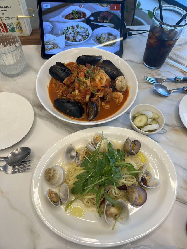 서울숲 거리, 이탈리안 레스토랑 포레스트