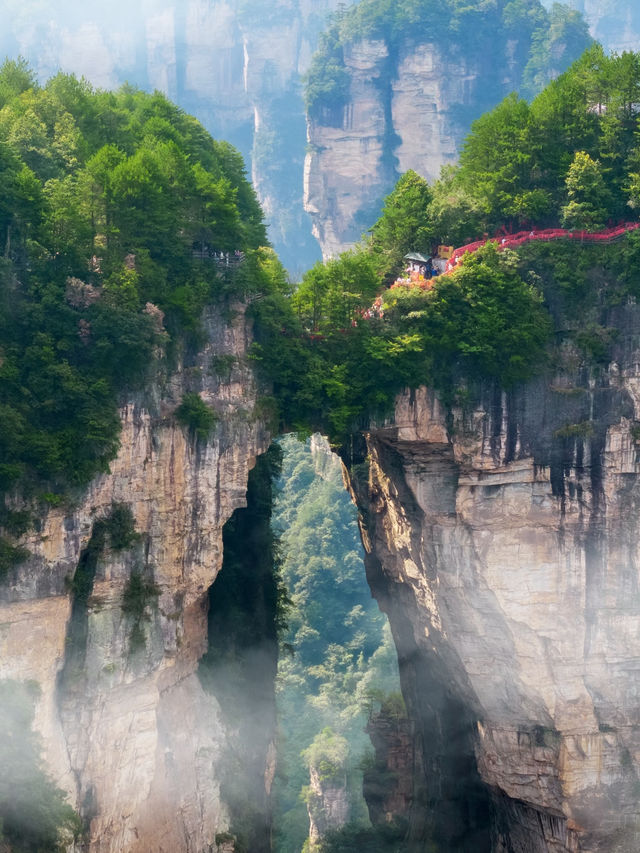 🏞️ Zhangjiajie Travel Guide ✨