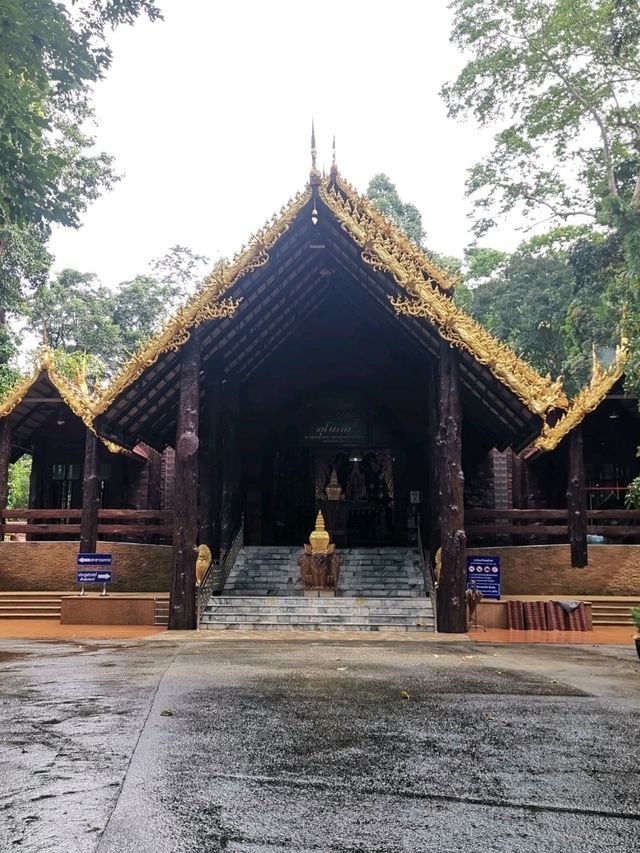 วัดเขาบรรจบ อ.มะขาม จ.จันทบุรี
