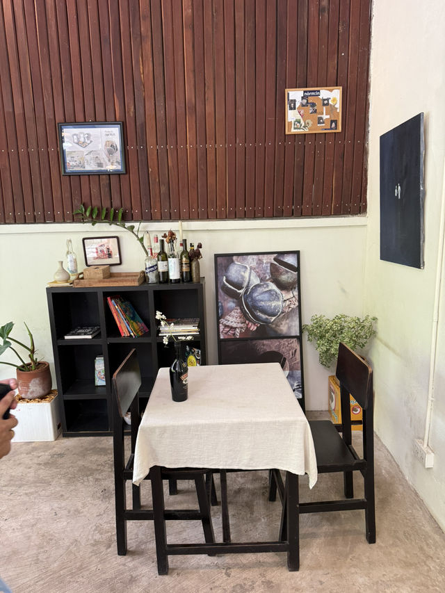 Norm:in - local brand cafe in Siem Reap
