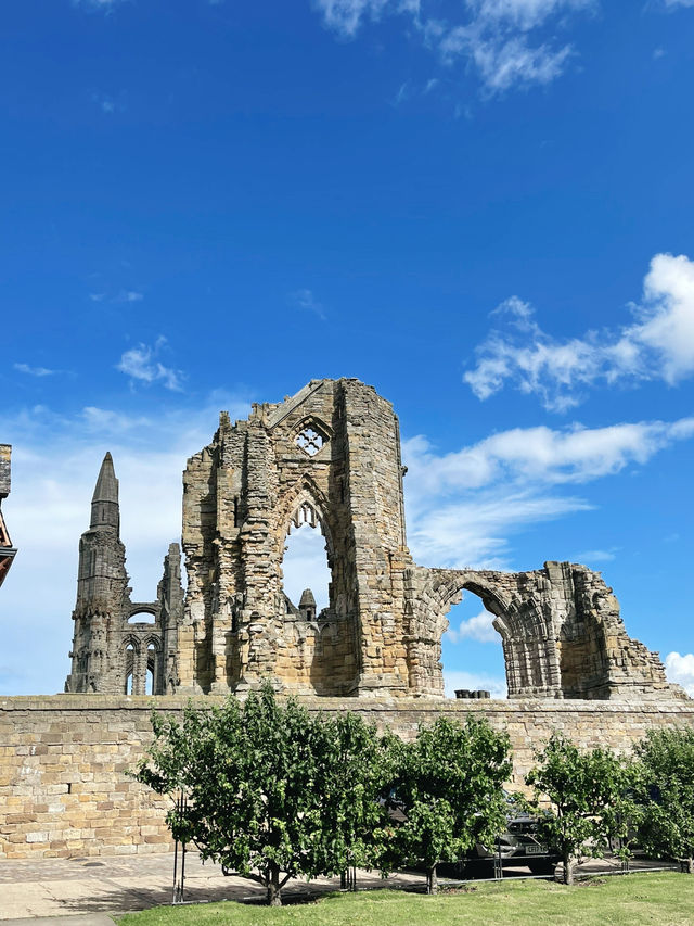From Whitby's gothic allure to Saltburn's Victorian grace 🇬🇧🏴󠁧󠁢󠁥󠁮󠁧󠁿