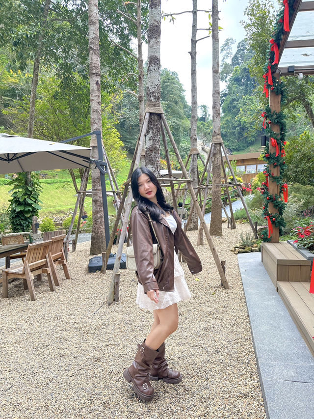 🍃คาเฟ่สไตล์แคมป์มีน้ำตกอลังมาก🤩