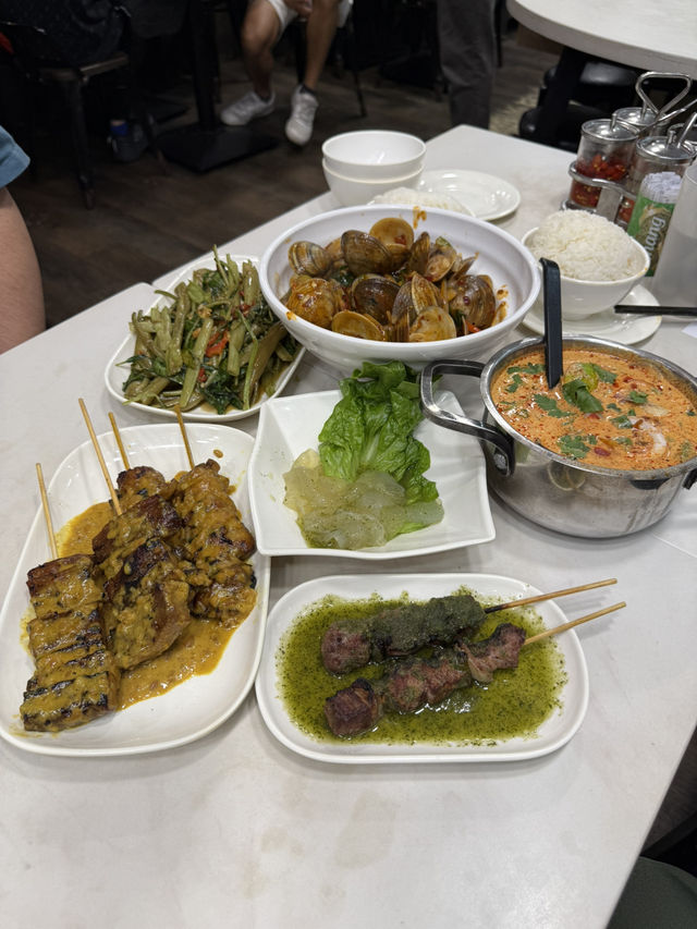 人氣地道泰國菜．一蚊菜式抵到爛