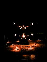 มาดูโชว์ควงกระบองไฟที่ภูเก็ต