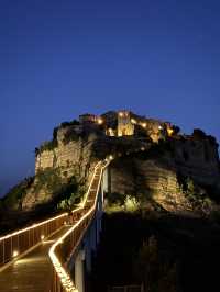 하늘 위에 떠 있는 듯한 성채, 라퓨타의 신비로운 세계