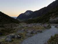 夕陽に照らされるマウントクック