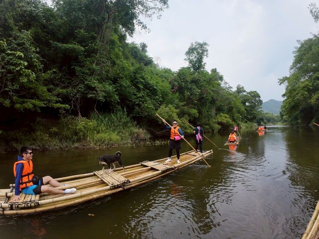 ท่องเที่ยวชมวิถีชุมชนชาวกระเหรี่ยง@หมู่บ้านบางกลอย ท่องเที่ยวชมวิถีชุมชนชาวกระเหรี่ยง@หมู่บ้านบางกลอย