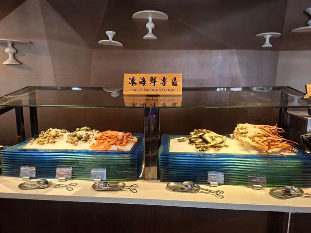 ✨️將軍澳五星級酒店自助午餐🤤多款刺身生蠔選擇🤭多甜品吃