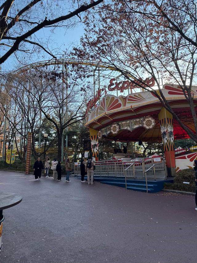 Sunny Park Thrills🎢