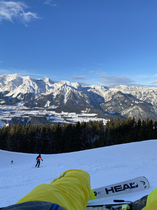 Skiing in Schladming: A Winter Adventure to Remember ❄️⛷️🏔️ Skiing in Schladming: A Winter Adventure to Remember ❄️⛷️🏔️