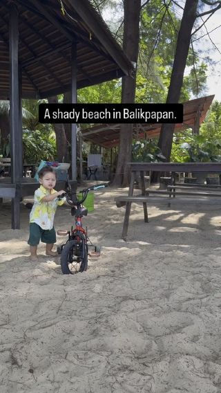 A Hidden Shady Beach Escape in Balikpapan 🌴