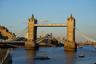 📍 Tower Bridge, London 🇬🇧✨
One of those London moments that feels even more beautiful in person! ❤️ Tower Bridge is absolutely stunning, especially when you see it up close and watch the Thames flowing beneath it.

I loved walking around the bridge, taking photos from different angles, and soaking in the historic atmosphere of London. The architecture, the river views, and the energy of the city made this stop really memorable.

📸 Definitely a must-visit if you’re exploring London! Don’t forget to take your time, enjoy the views, and capture plenty of photos.

✨ A beautiful London memory that I’ll always remember!

#TowerBridge #London #LondonTravel #UKTravel #TravelMemories #Tripcom #VisitLondon #TravelPhotography #LondonViews #TravelExperience