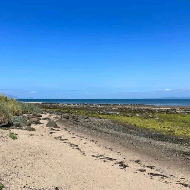 Castle Ruins by the beach 🏴󠁧󠁢󠁳󠁣󠁴󠁿