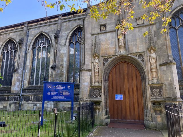 St. Peter Mancroft: Norwich's Majestic Parish Church