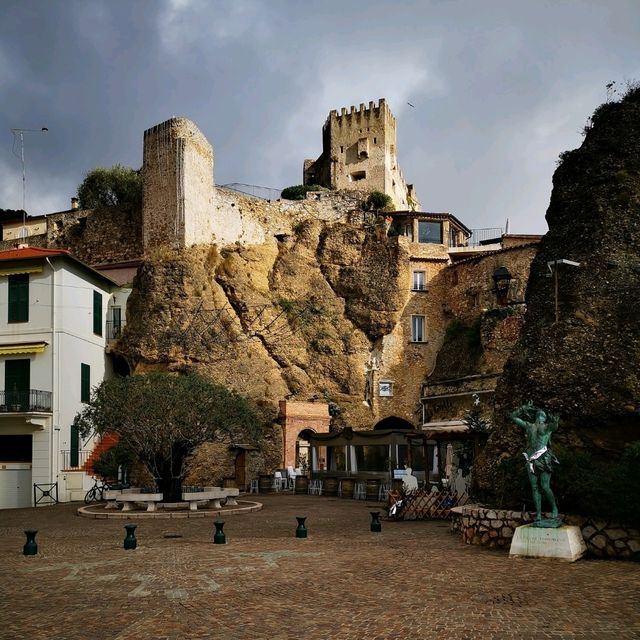 Hiking Roquebrune-Cap-Martin: A Journey Through Majestic Hills