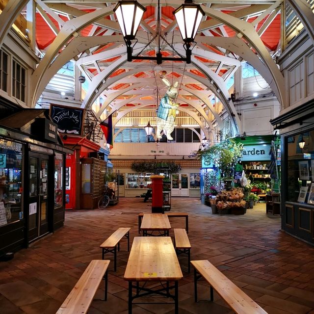 Oxford’s Retail Treasures: Exploring Markets and Malls