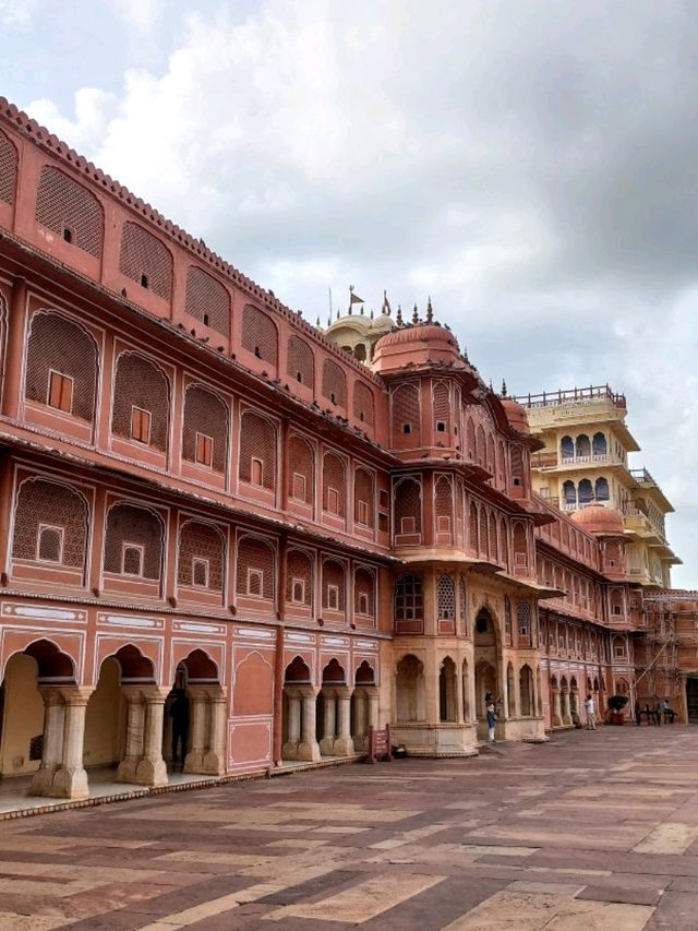 Jaipur: The Pink City Where Royalty Meets Color and Craft