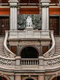 🎨 Stieglitz Academy – St. Petersburg’s Artistic Powerhouse