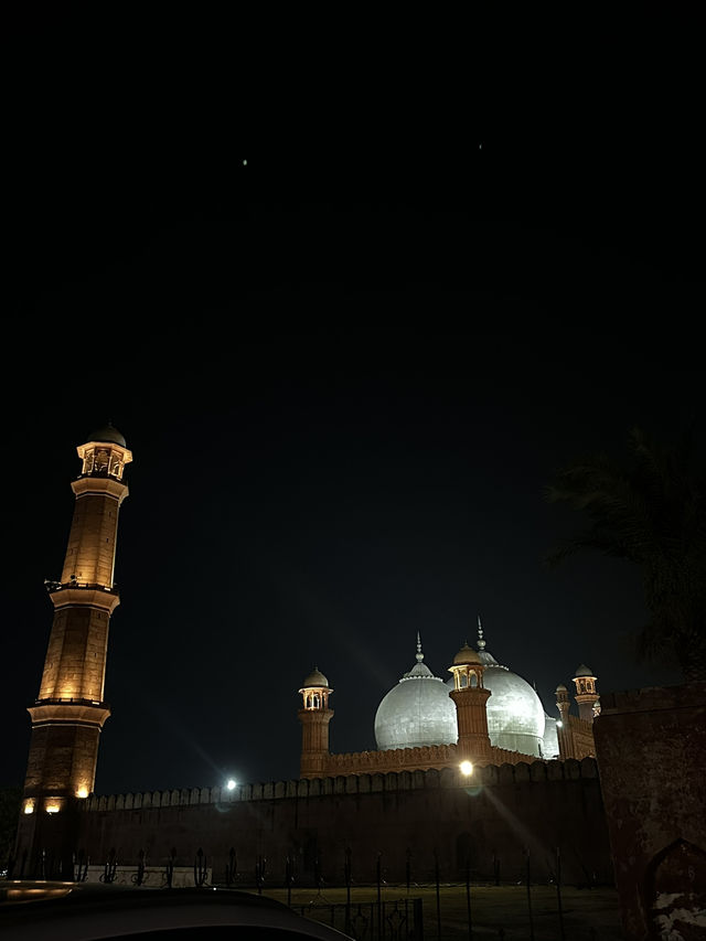Lahore Fort & Badshahi Mosque