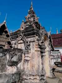 Wat Lai Hin Luang — Timeless Lanna Craftsmanship in Lampang
