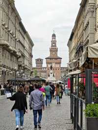 A Stylish Stroll Through Milan: Where Fashion Meets History