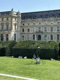 Visiting the Louvre: History, Opening Hours, and Tips for Exploring Paris’s Most Famous Museum