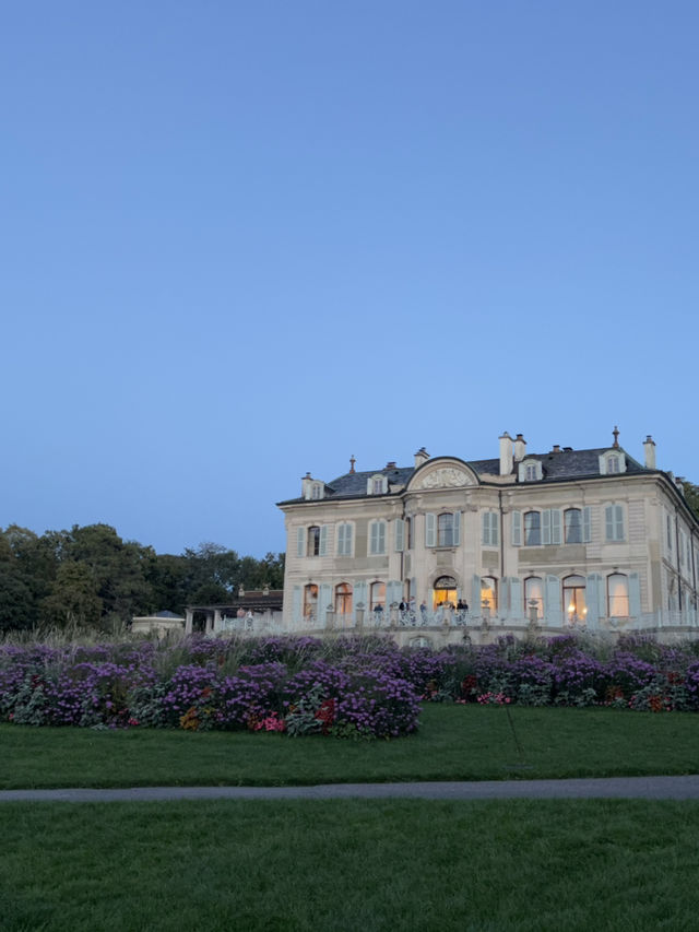 Geneva: Lakeside Charm & International Vibes 🌊🏛️✨ Geneva: Lakeside Charm & International Vibes 🌊🏛️✨