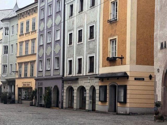 Chic Linz Escape✨ Chic Linz Escape✨