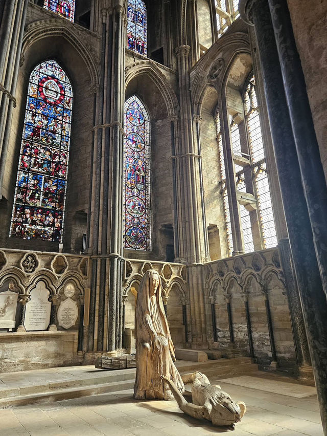 ✨ Durham Cathedral – A city crowned by its spiritual heart ✨ 🌉✨ ✨ Durham Cathedral – A city crowned by its spiritual heart ✨ 🌉✨