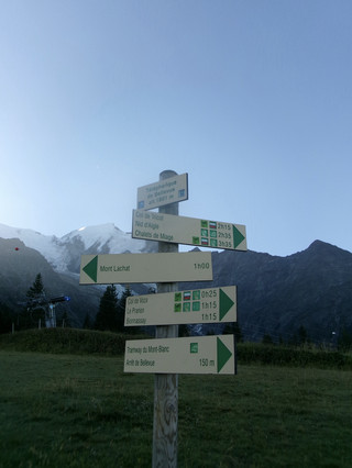 [Tour du Mont Blanc / Day 1] Setting Off from Les Houches! Incredible Omelets at Refuge de Miage and an Unforgettable Trail Start.