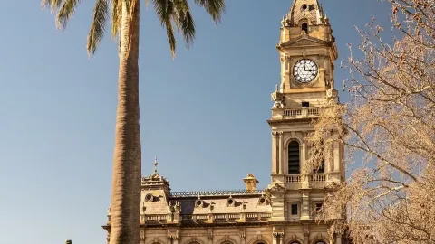 🇦🇺 Melbourne: Tempat di mana keanggunan perkotaan bertemu dengan keindahan alam liar Australia 🦘 — traveler post in Brighton dan Hove