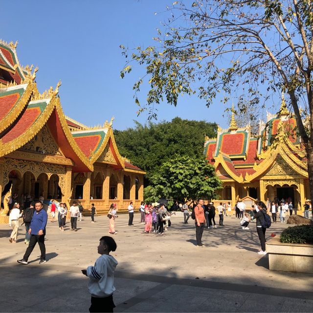 중국과 태국 사이… 시솽반나 대불사(西双版纳大佛寺) 